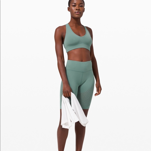 Lululemon Reveal Short Digital Rain Size 10 - Picture 2 of 11